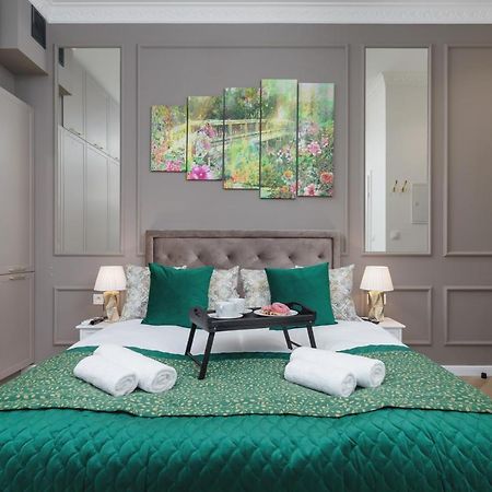 Kazimierz Studio With Jacuzzi By Renters Prestige Cracóvia Exterior foto