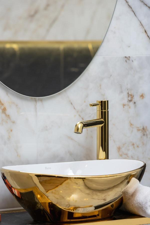 Kazimierz Studio With Jacuzzi By Renters Prestige Cracóvia Exterior foto